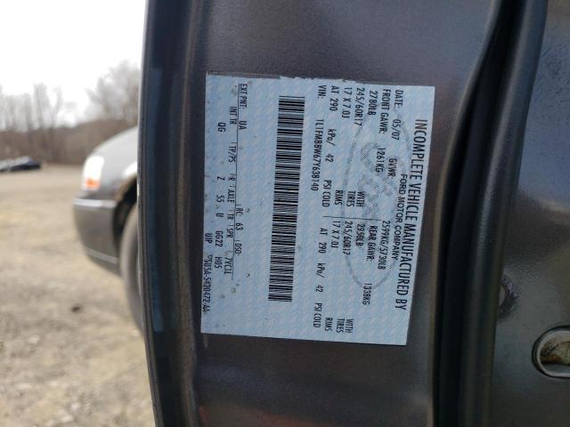 1L1FM88W67Y638140 - 2007 LINCOLN TOWN CAR EXECUTIVE GRAY photo 13