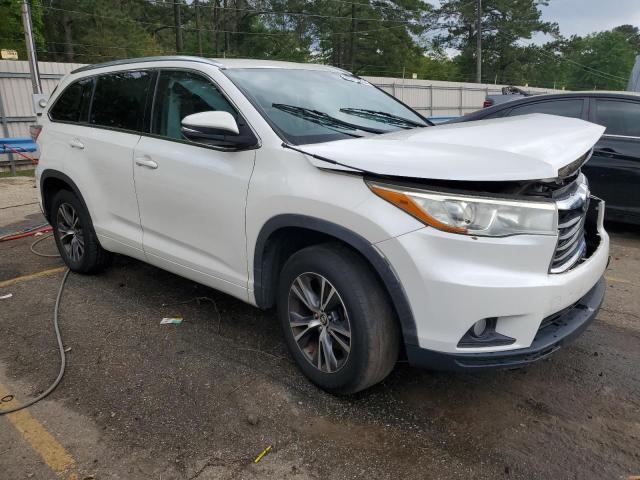 5TDKKRFH4GS162824 - 2016 TOYOTA HIGHLANDER XLE WHITE photo 4