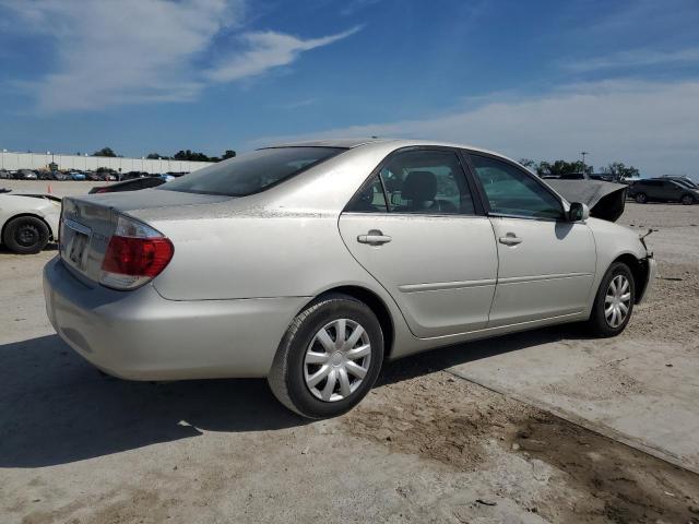 4T1BE32K96U698003 - 2006 TOYOTA CAMRY LE SILVER photo 3