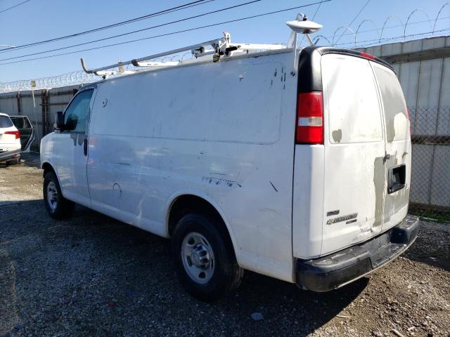 1GCWGFCA3B1168290 - 2011 CHEVROLET EXPRESS G2 WHITE photo 2