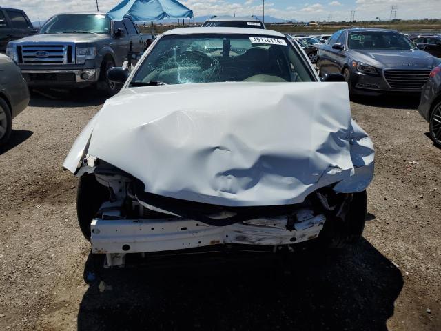 1G1JC12F347153822 - 2004 CHEVROLET CAVALIER WHITE photo 5