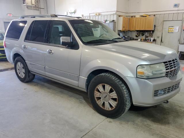 5LMJJ2J59AEJ07374 - 2010 LINCOLN NAVIGATOR SILVER photo 4