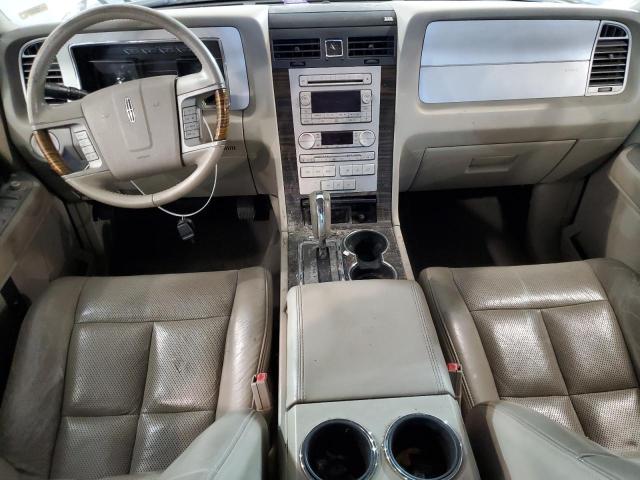 5LMJJ2J59AEJ07374 - 2010 LINCOLN NAVIGATOR SILVER photo 7