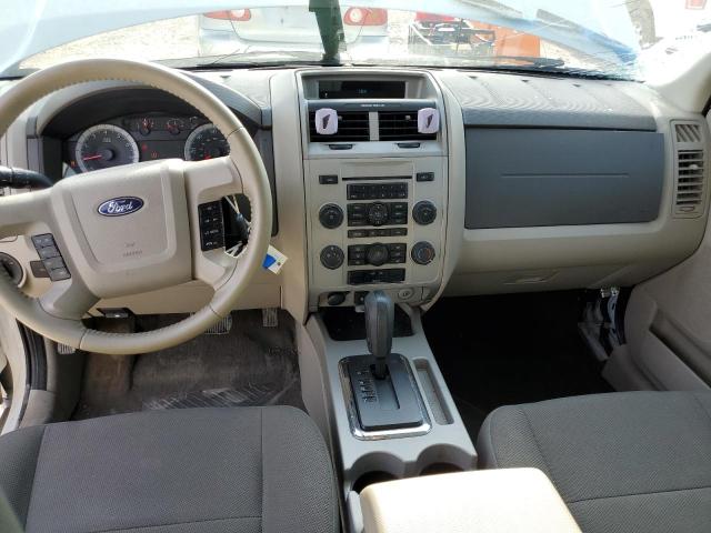 1FMCU9DG4AKA46767 - 2010 FORD ESCAPE XLT CREAM photo 8