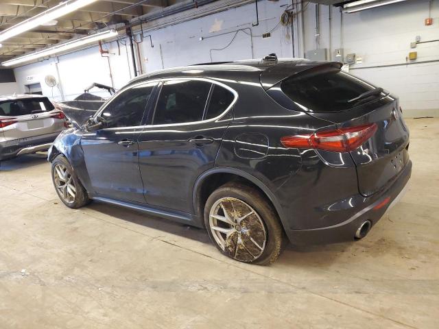 ZASPAKBN4K7C30271 - 2019 ALFA ROMEO STELVIO TI BLACK photo 2