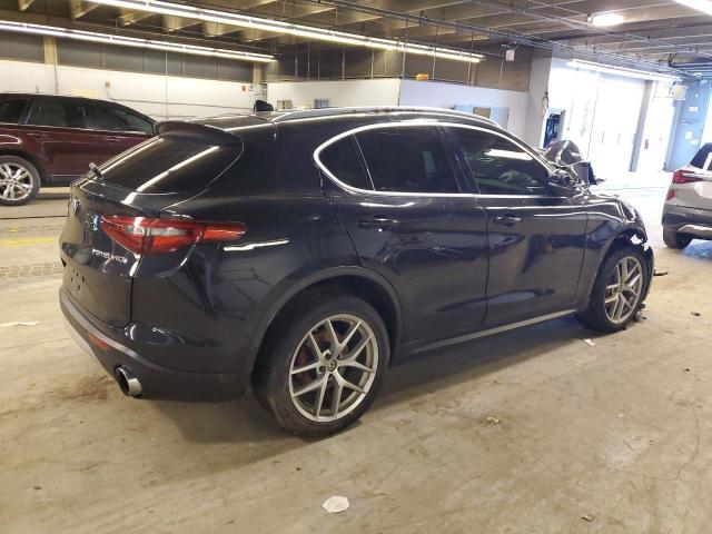 ZASPAKBN4K7C30271 - 2019 ALFA ROMEO STELVIO TI BLACK photo 3