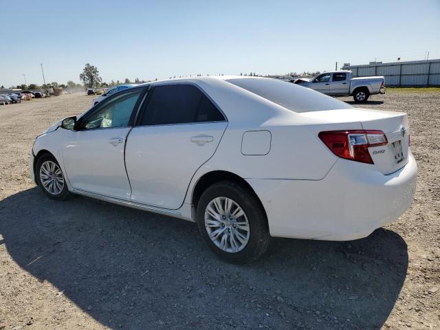 4T1BF1FK1CU516351 - 2012 TOYOTA CAMRY BASE WHITE photo 2