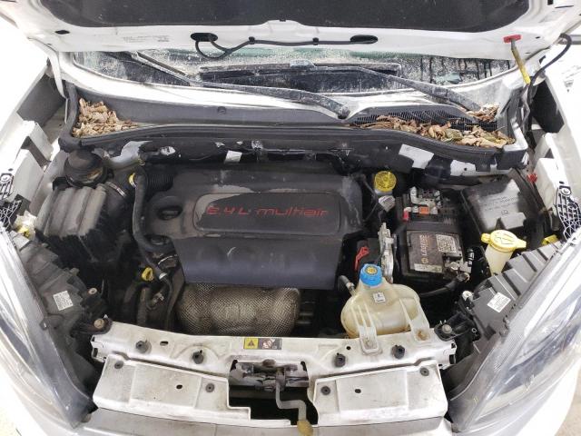 ZFBERFBT5G6B59258 - 2016 RAM PROMASTER SLT Білий фото 12