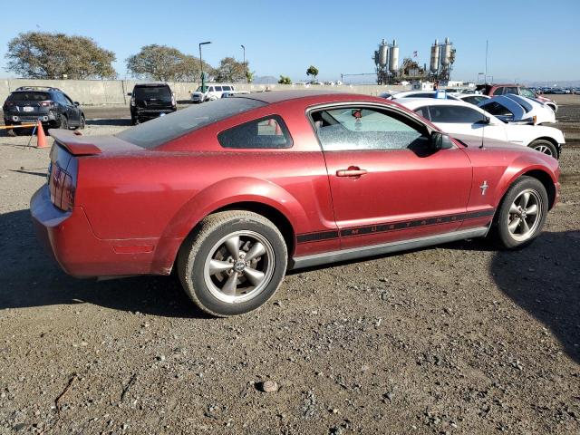 1ZVFT80NX65237793 - 2006 FORD MUSTANG RED photo 3