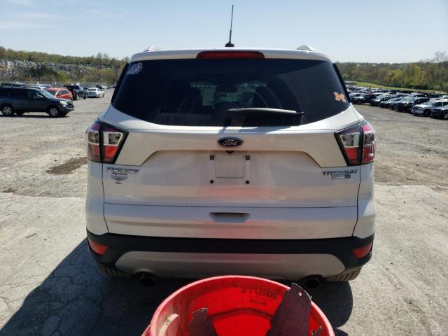 1FMCU9J96HUB37575 - 2017 FORD ESCAPE TITANIUM WHITE photo 6