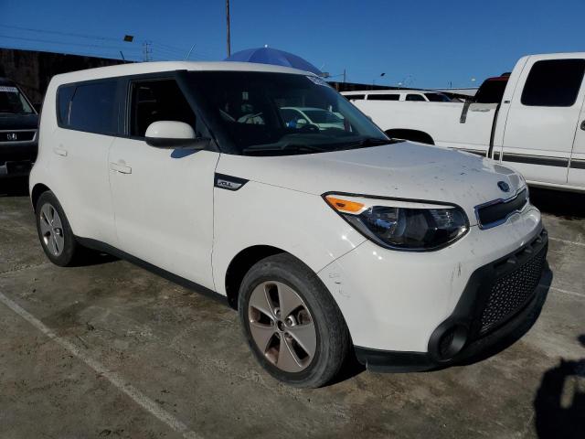 KNDJN2A26G7841016 - 2016 KIA SOUL WHITE photo 4