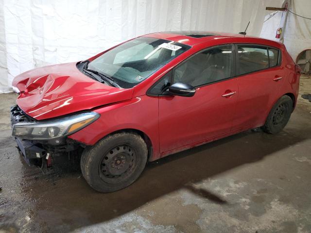 3KPFN5A33HE058902 - 2017 KIA FORTE EX RED photo 1