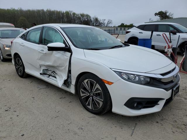 19XFC1F33JE004223 - 2018 HONDA CIVIC EX WHITE photo 4