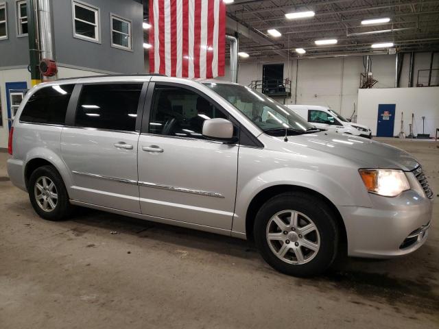 2C4RC1BG2CR133626 - 2012 CHRYSLER TOWN & COU TOURING ვერცხლისფერი ფოტო 4