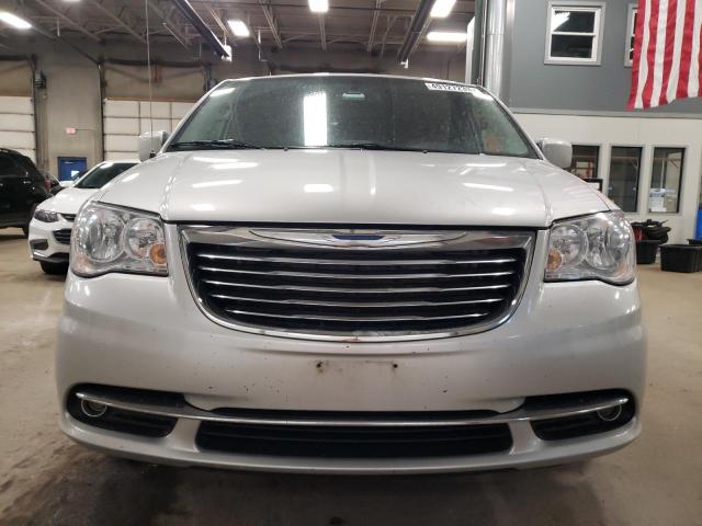 2C4RC1BG2CR133626 - 2012 CHRYSLER TOWN & COU TOURING ვერცხლისფერი ფოტო 5
