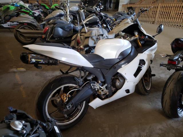 JKBZXJC126A030008 - 2006 KAWASAKI ZX636 C1 WHITE photo 3