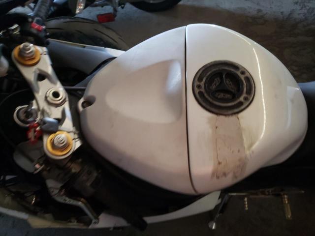 JKBZXJC126A030008 - 2006 KAWASAKI ZX636 C1 WHITE photo 7