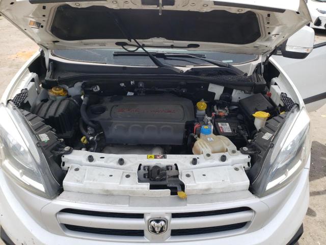 ZFBERFBT8F6199264 - 2015 RAM PROMASTER SLT 白色 照片 11