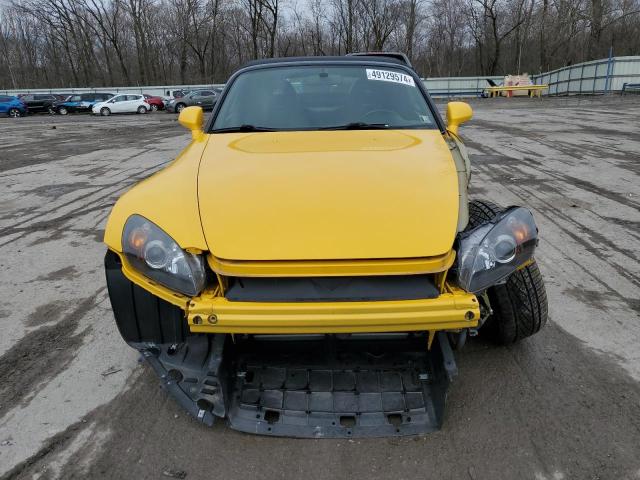 JHMAP21424T001330 - 2004 HONDA S2000 YELLOW photo 5