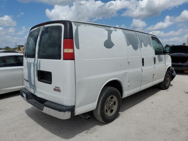 1GTFG15X531142778 - 2003 GMC SAVANA G1500 WHITE photo 3