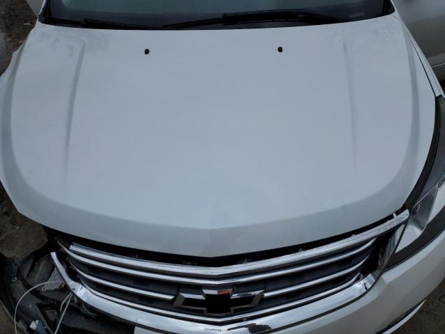 1GNKRHKD7HJ338098 - 2017 CHEVROLET TRAVERSE LT WHITE photo 11