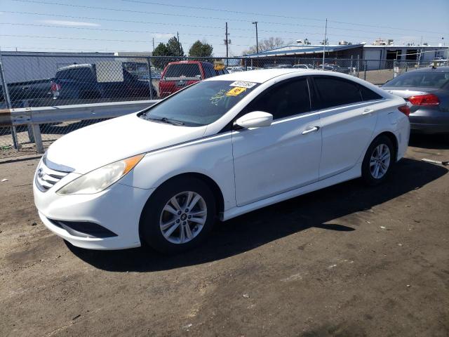 5NPEB4AC3EH902989 - 2014 HYUNDAI SONATA GLS WHITE photo 1