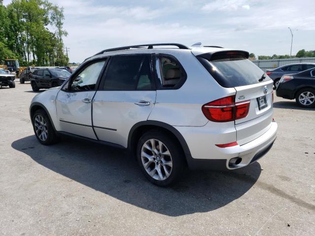 5UXZV4C50D0B04065 - 2013 BMW X5 XDRIVE35I SILVER photo 2