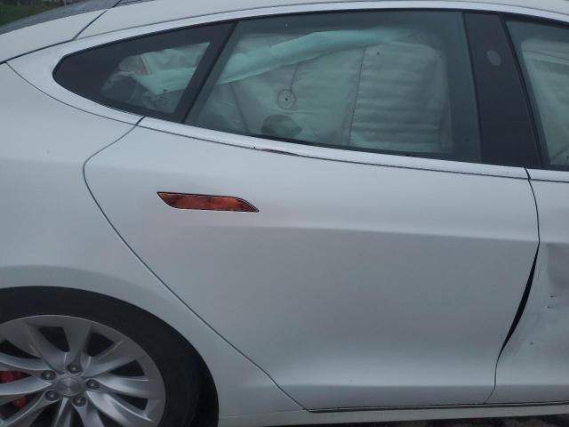 5YJSA1E48JF273553 - 2018 TESLA MODEL S 白色 照片 10