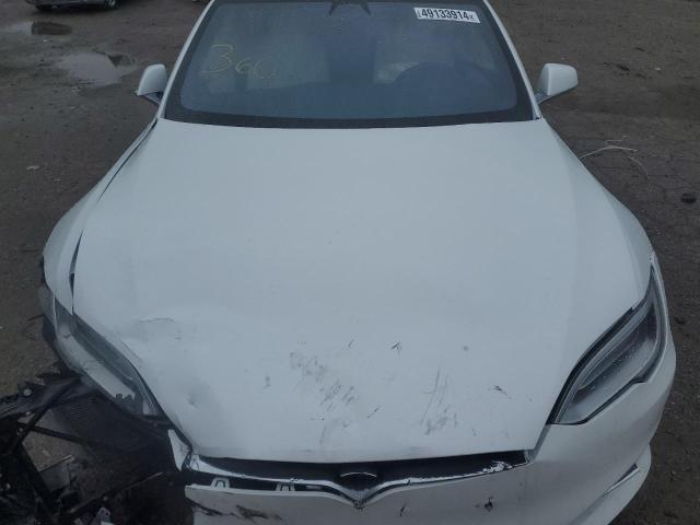 5YJSA1E48JF273553 - 2018 TESLA MODEL S 白色 照片 11