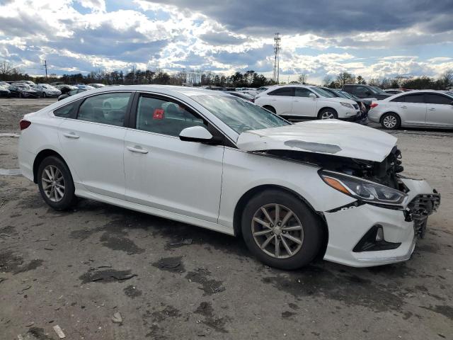 5NPE24AF6JH665905 - 2018 HYUNDAI SONATA SE WHITE photo 4