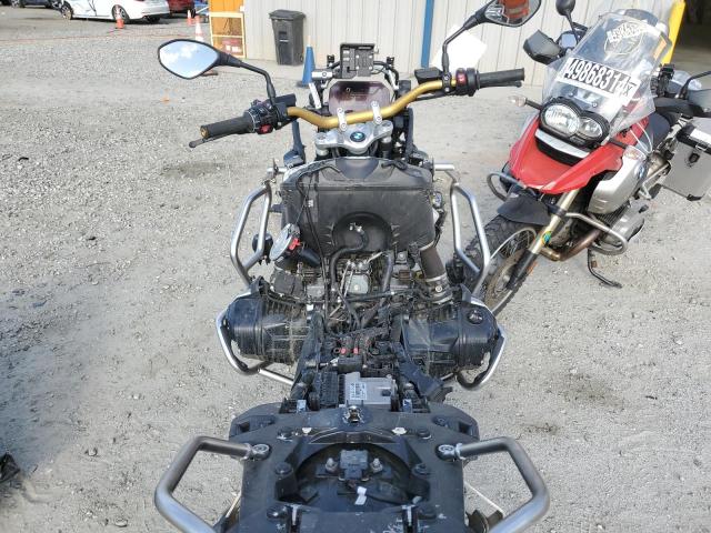 WB10M1304N6G00949 - 2022 BMW R 1250 GS ADVENTURE BLACK photo 6