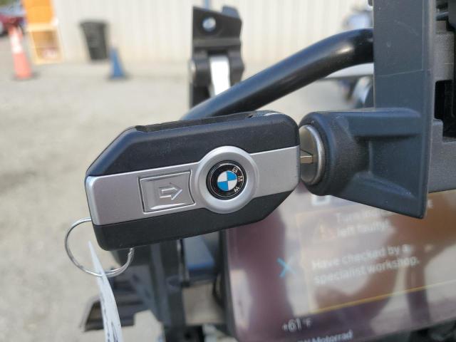 WB10M1304N6G00949 - 2022 BMW R 1250 GS ADVENTURE BLACK photo 8