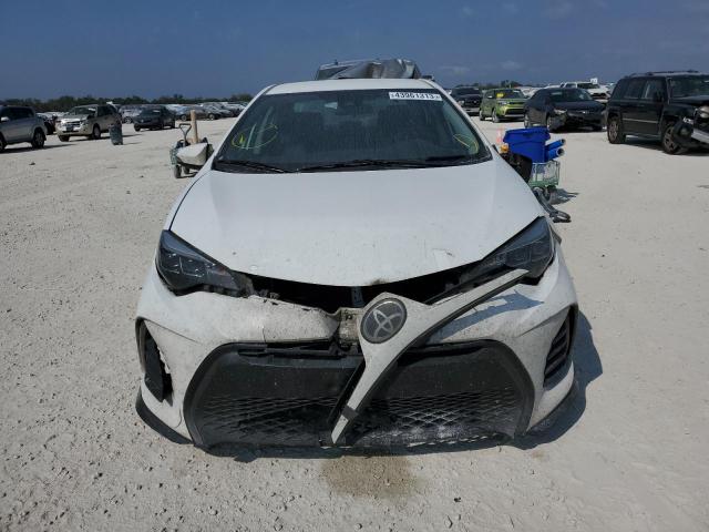 2T1BURHE8JC059466 - 2018 TOYOTA COROLLA L WHITE photo 5