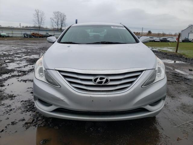 5NPEB4ACXDH790335 - 2013 HYUNDAI SONATA GLS SILVER photo 5