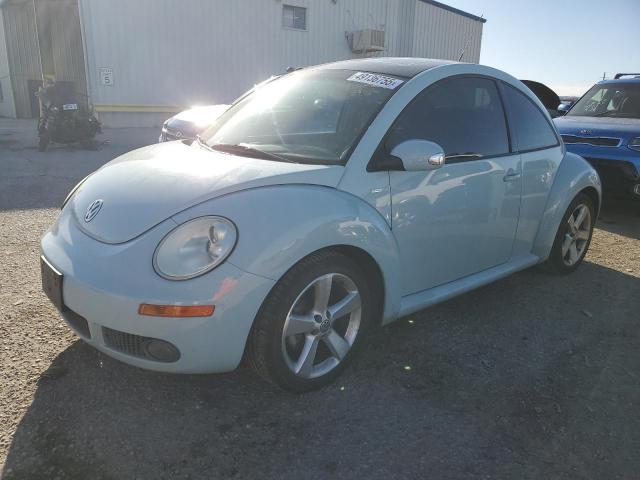 2010 VOLKSWAGEN NEW BEETLE, 