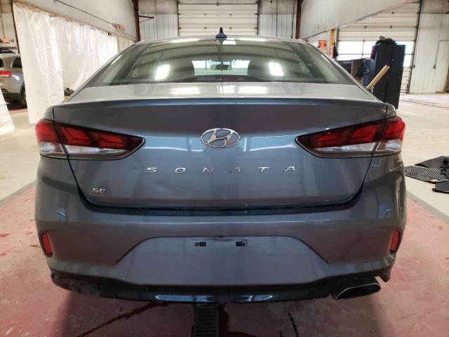 5NPE24AF1JH700981 - 2018 HYUNDAI SONATA SE GRAY photo 6