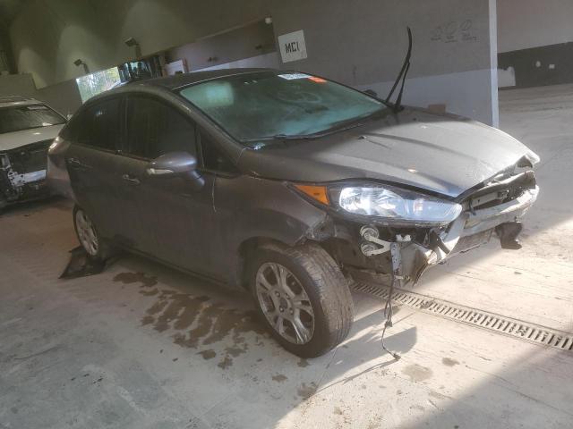 3FADP4BJXEM226244 - 2014 FORD FIESTA SE GRAY photo 4