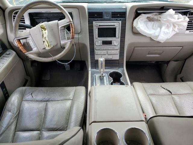 5LMFU28517LJ23267 - 2007 LINCOLN NAVIGATOR 白色 照片 8