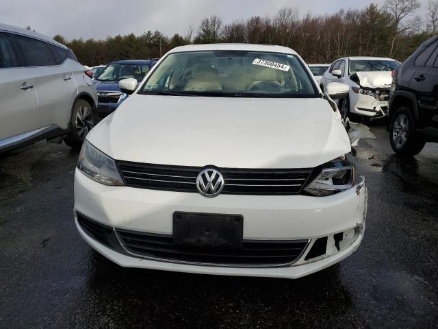 3VWD17AJ4EM430517 - 2014 VOLKSWAGEN JETTA SE WHITE photo 5