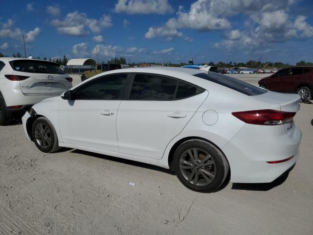 5NPD84LF1JH384909 - 2018 HYUNDAI ELANTRA SEL WHITE photo 2