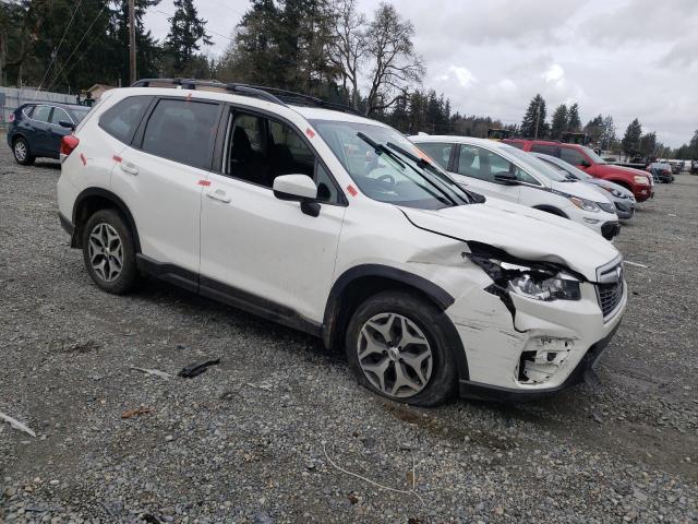 JF2SKAEC2KH503059 - 2019 SUBARU FORESTER PREMIUM WHITE photo 4