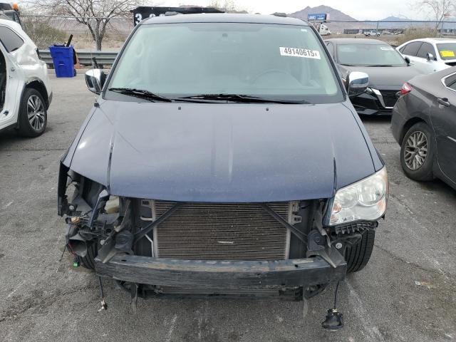 2C4RC1CG1DR560165 - 2013 CHRYSLER TOWN & COU TOURING L BLUE photo 5