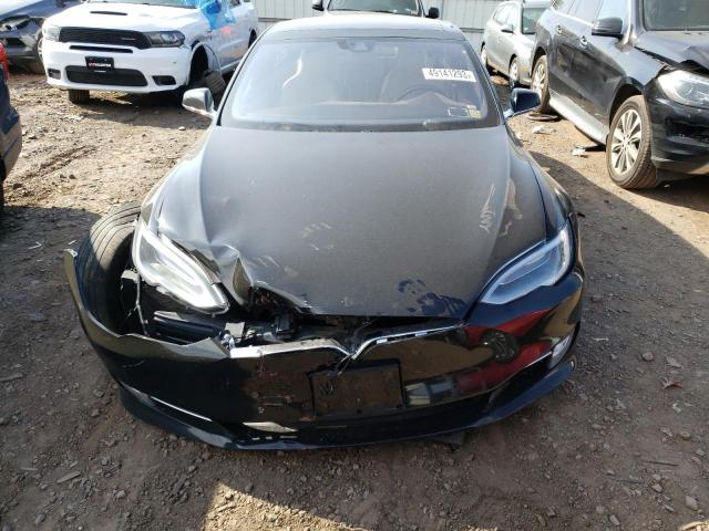 5YJSA1E28GF143909 - 2016 TESLA MODEL S შავი ფოტო 5