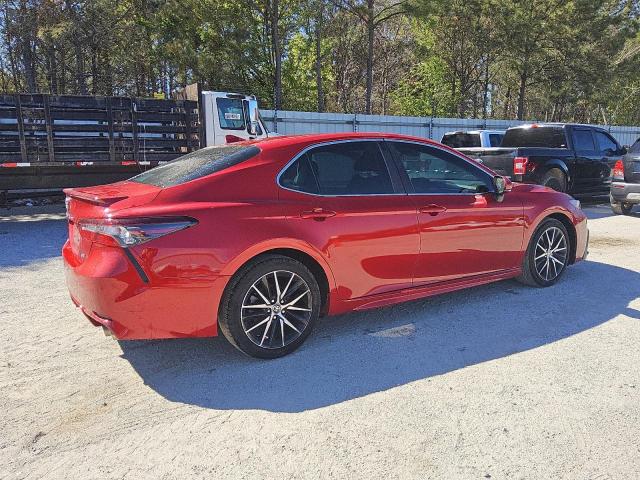 4T1G11AK7PU133435 - 2023 TOYOTA CAMRY SE NIGHT SHADE RED photo 3