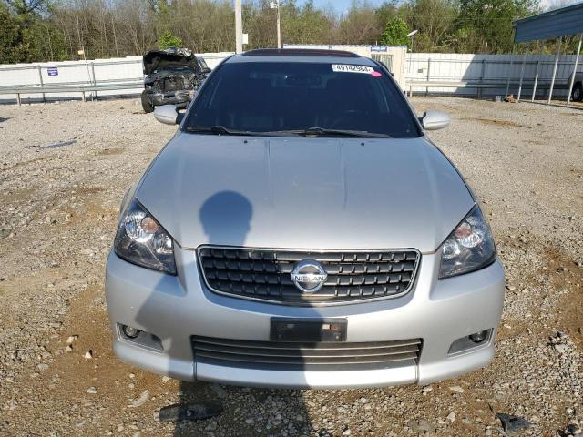 1N4BL11D55C262678 - 2005 NISSAN ALTIMA SE SILVER photo 5