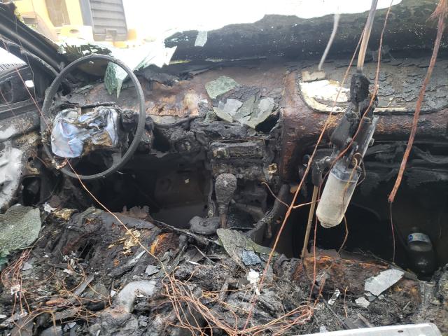 1G2WR52101F162572 - 2001 PONTIAC GRAND PRIX GTP BLACK photo 9