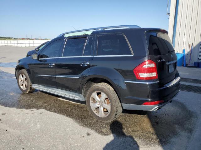 4JGBF7BE0BA670049 - 2011 MERCEDES-BENZ GL 450 4MATIC BLACK photo 2