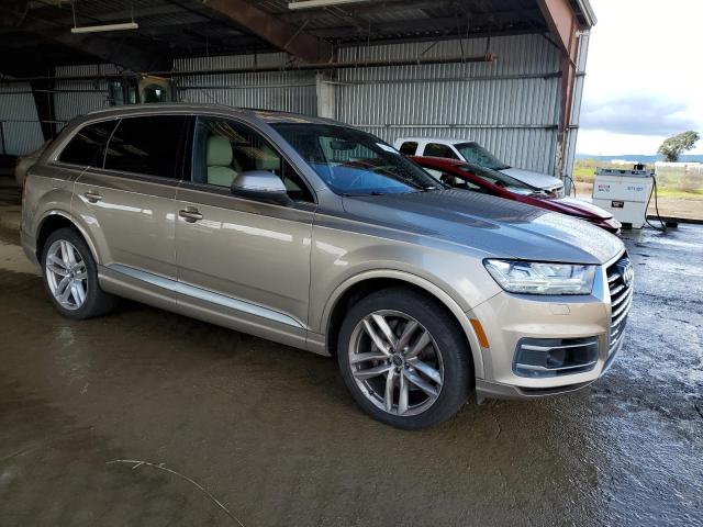 WA1VABF75JD012412 - 2018 AUDI Q7 PRESTIGE GOLD photo 4