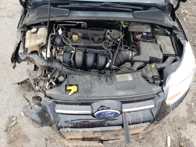 1FAHP3F26CL215075 - 2012 FORD FOCUS SE BLACK photo 11