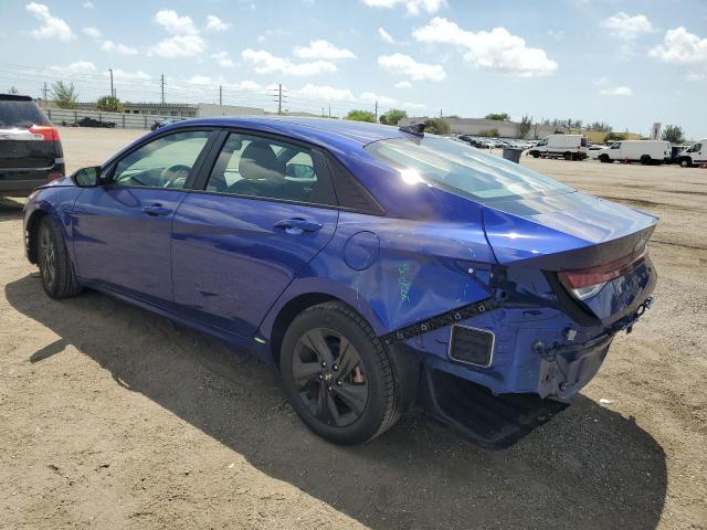 KMHLM4AGXNU284415 - 2022 HYUNDAI ELANTRA SEL BLUE photo 2